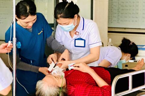 <a href="/tin-tuc-su-kien" title="TIN TỨC - SỰ KIỆN" rel="dofollow">TIN TỨC - SỰ KIỆN</a>