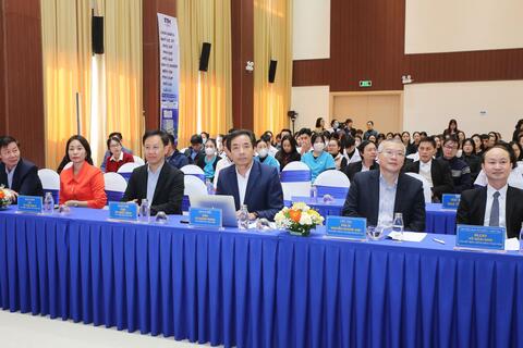 <a href="/tin-tuc-su-kien" title="TIN TỨC - SỰ KIỆN" rel="dofollow">TIN TỨC - SỰ KIỆN</a>