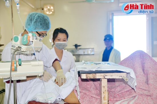 blouse trang khong giao thua