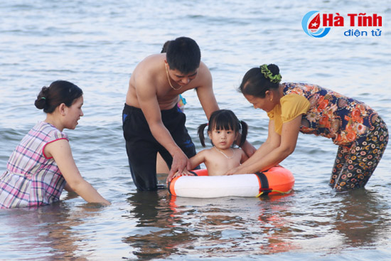 du khach muon phuong tap nap den thien cam