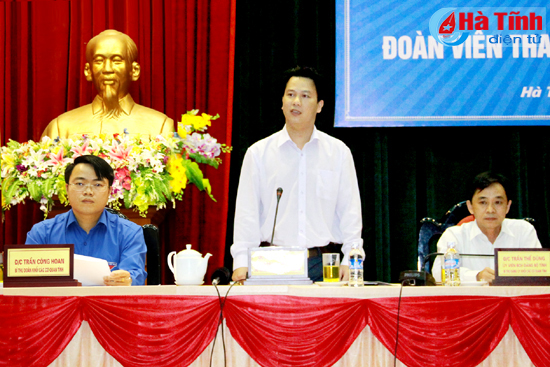 chu tich ubnd tinh gap mat doi thoai voi dvtn khoi co quan tinh