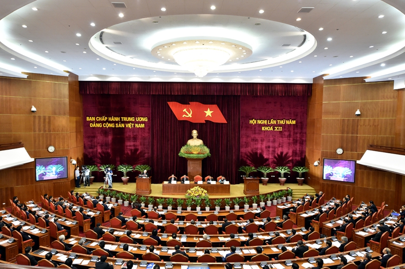 ngay lam viec thu tu hoi nghi trung uong 5