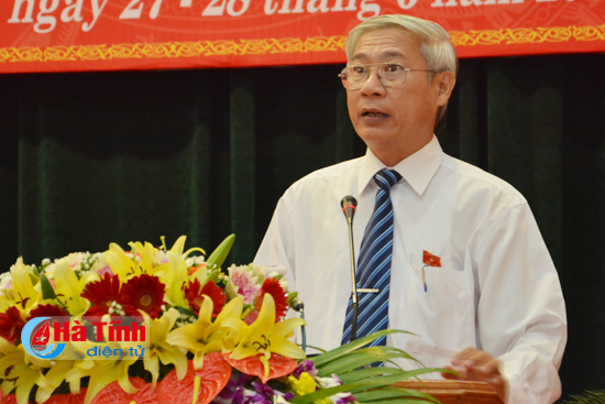 nghe bao cao tinh hinh kt xh 6 thang va cac to trinh cua ubnd tinh