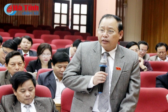 Sôi nổi thảo luận các mục tiêu, nhiệm vụ KT-XH, QP-AN 2016