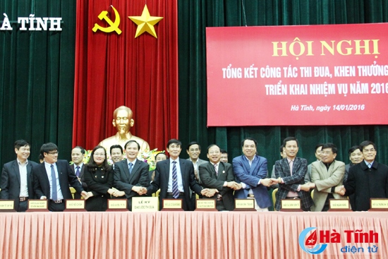 Thi đua - khen thưởng góp phần thực hiện thành công nhiệm vụ chính trị