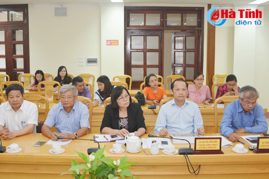tap trung tuyen truyen ky niem 60 nam ngay bac ho ve tham ha tinh