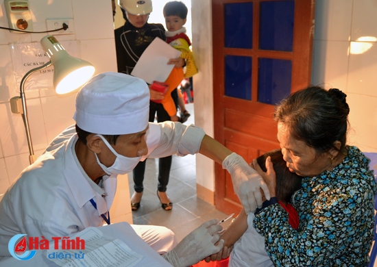 Tạo miễn dịch phòng bệnh viêm gan B sớm cho trẻ
