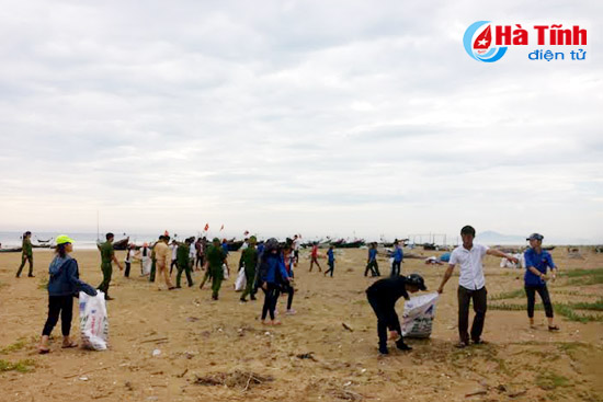 tuoi tre ha tinh tich cuc hanh dong vi moi truong xanh sach dep