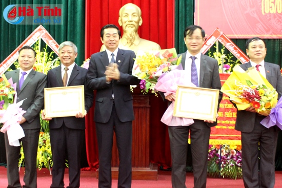 Mít tinh kỷ niệm 50 năm Ngày truyền thống ngành Nội chính Đảng