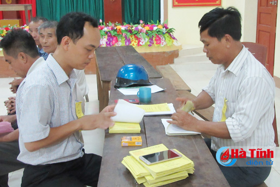 ha tinh khan truong tien hanh cong tac kiem phieu bau cu