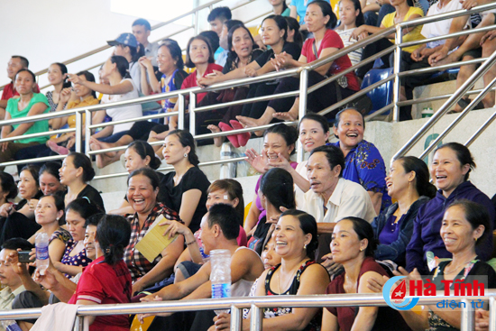 giai bong chuyen nu toan tinh lan thu viii thanh cong tot dep