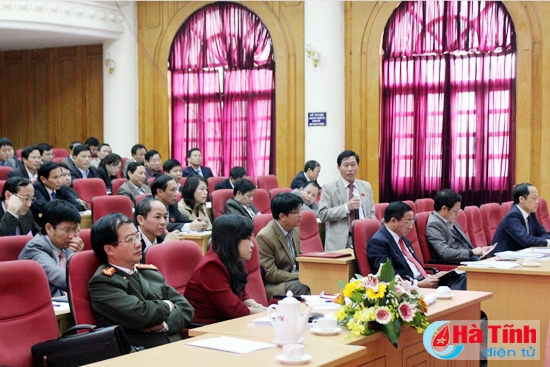 Sôi nổi thảo luận các mục tiêu, nhiệm vụ KT-XH, QP-AN 2016
