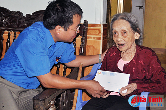 tham hoi doi tuong chinh sach nhan ngay thuong binh liet sy