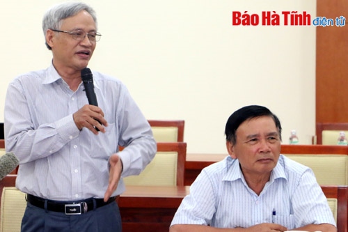 Con em Hà Tĩnh tại TP Hồ Chí Minh góp ý Dự thảo Báo cáo chính trị Đại hội Đảng bộ tỉnh