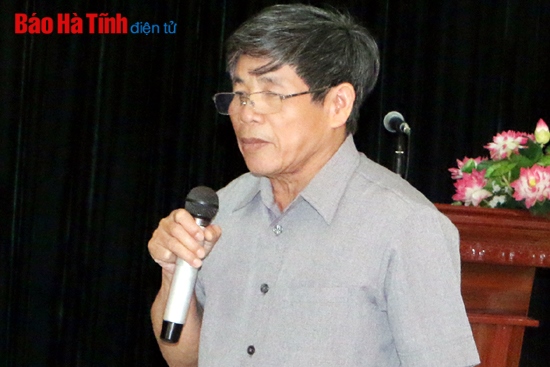 Con em Hà Tĩnh tại Hà Nội góp ý Dự thảo Báo cáo chính trị Đại hội Đảng bộ tỉnh