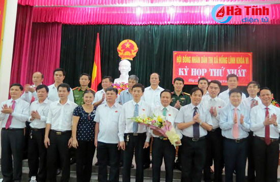cac dia phuong kien toan chuc danh chu chot hdnd ubnd