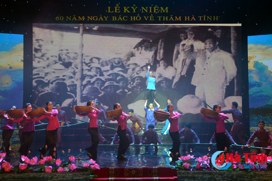 lang dong chuong trinh nghe thuat ha tinh mai nho loi nguoi