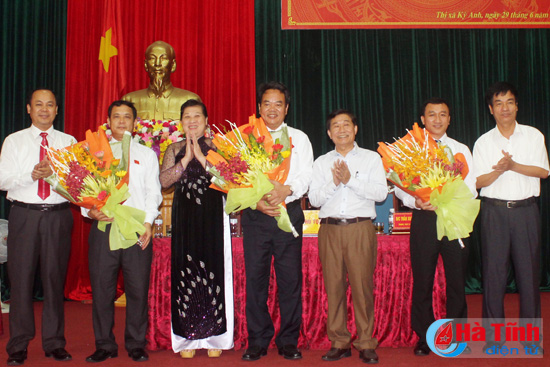 ky anh kien toan cac chuc danh chu chot hdnd ubnd