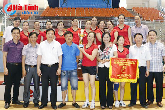 giai bong chuyen nu toan tinh lan thu viii thanh cong tot dep