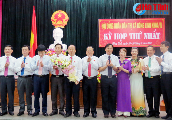 cac dia phuong kien toan chuc danh chu chot hdnd ubnd