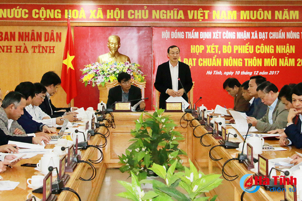 ha tinh co them 33 xa dat chuan nong thon moi