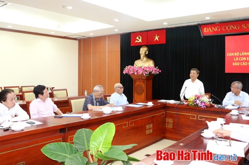 Con em Hà Tĩnh tại TP Hồ Chí Minh góp ý Dự thảo Báo cáo chính trị Đại hội Đảng bộ tỉnh
