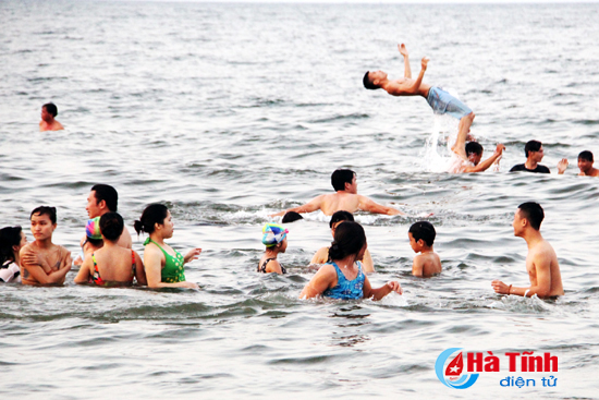 nong nuoc bien tai 7 bai tam ha tinh dam bao an toan