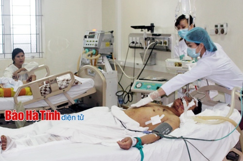 Khẩn trương cứu chữa hàng chục nạn nhân vụ sập giàn giáo Formosa