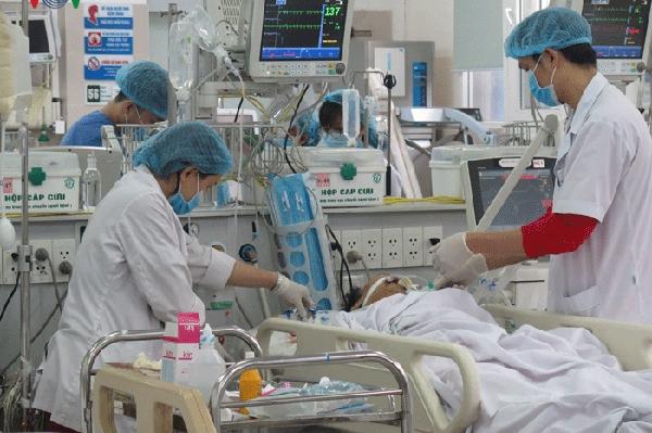 Bộ Y tế đề nghị các địa phương tạm dừng tăng giá dịch vụ y tế