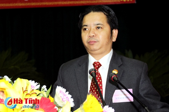 HĐND tỉnh nghe các báo cáo tờ trình, dự thảo nghị quyết quan trọng