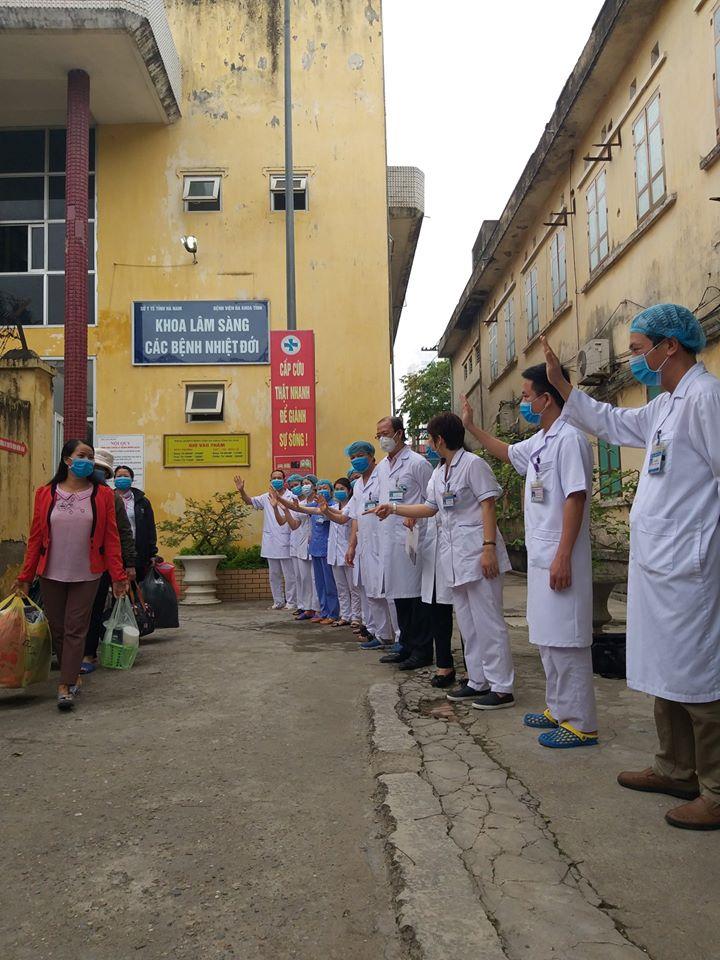 3 nhân viên Công ty Trường Sinh mắc Covid-19 điều trị ở Hà Nam khỏi bệnh, Việt Nam có 176 ca khỏi