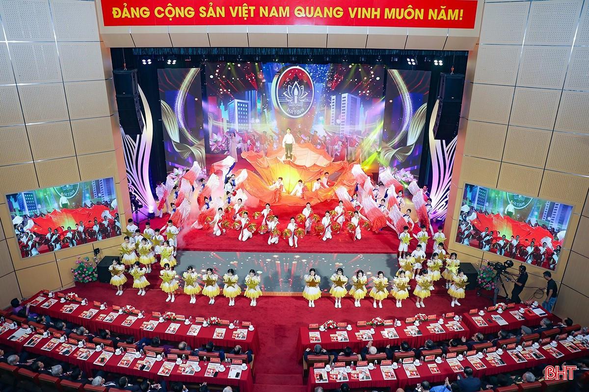 Toàn cảnh Lễ kỷ niệm 120 năm Ngày sinh Tổng Bí thư Hà Huy Tập.