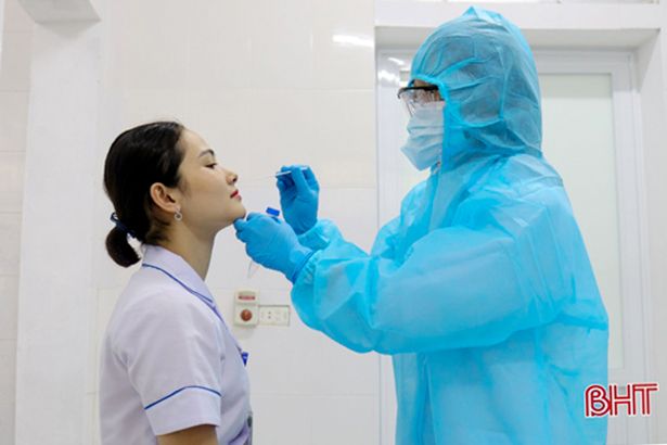 Toàn bộ cán bộ, nhân viên Bệnh viện Phục hồi chức năng Hà Tĩnh âm tính với virus SARS-CoV-2