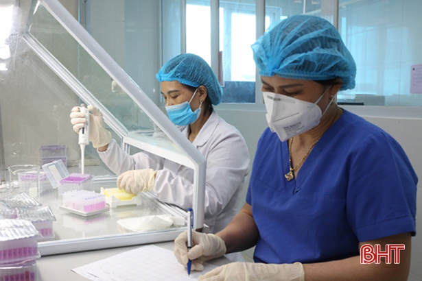 Hà Tĩnh thực hiện xét nghiệm RT-PCR được 4.309 mẫu trong ngày 16/8