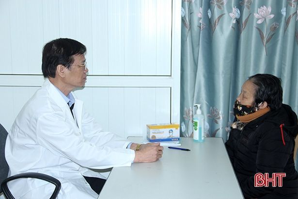 Bệnh viện Huế chuyển giao kỹ thuật cho Trung tâm Y tế huyện Nghi Xuân