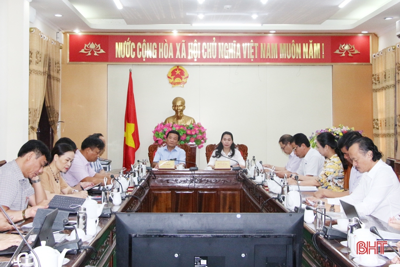 Tiếp thu góp ý, hoàn thiện dự thảo nội dung chính sách y tế trình Kỳ họp thứ 8 HĐND tỉnh Hà Tĩnh