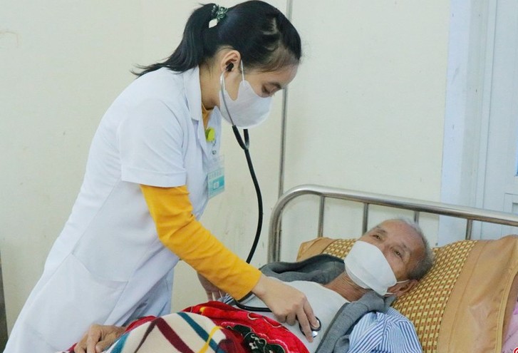 Người cao tuổi, người có bệnh lý nền tuyệt đối không chủ quan với cúm A. bqbht_br_cum-1a.jpg