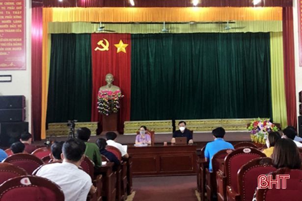 Hà Tĩnh: Phong tỏa 3 thôn, lập 12 chốt kiểm soát liên quan ca bệnh cộng đồng