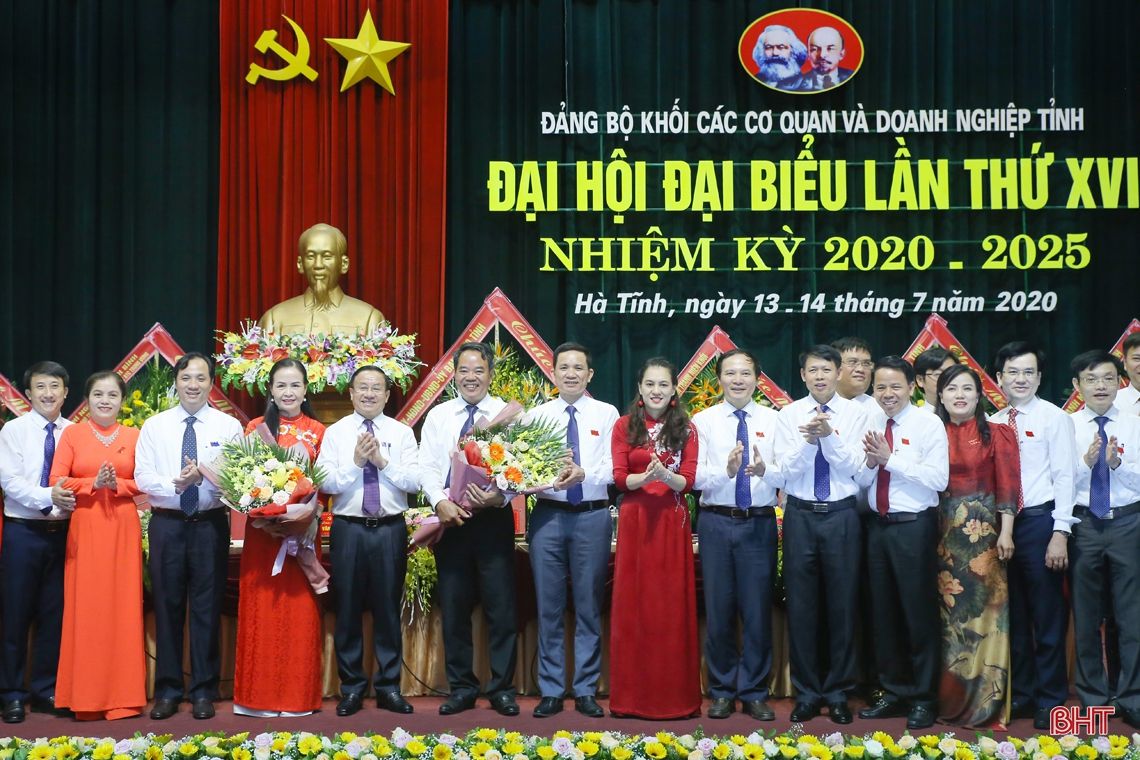 Đại hội Đại biểu Đảng bộ Khối Các cơ quan và doanh nghiệp Hà Tĩnh bầu 27 đồng chí vào Ban Chấp hành nhiệm kỳ mới