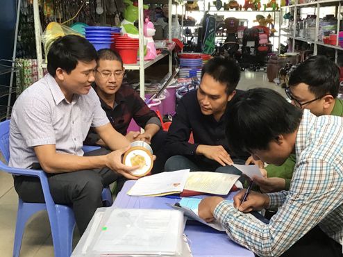 Xử phạt hành chính 715 cơ sở vi phạm an toàn thực phẩm ở Hà Tĩnh