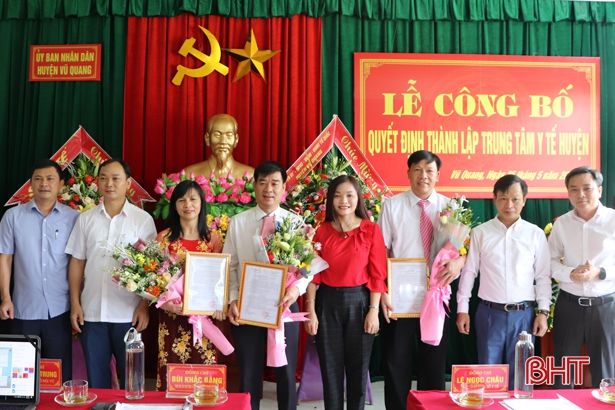 Công bố thành lập trung tâm y tế cấp huyện đầu tiên Hà Tĩnh