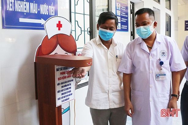 100% bệnh viện ở Hà Tĩnh đạt tiêu chuẩn an toàn phòng chống dịch Covid-19