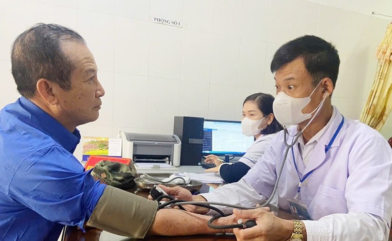 Các viên chức y tế biệt phái đến công tác tại phòng Văn hoá – Xã hội thuộc UBND xã, phường trong thời hạn 1 năm (Ảnh minh họa). bqbht_br_image-8.jpg