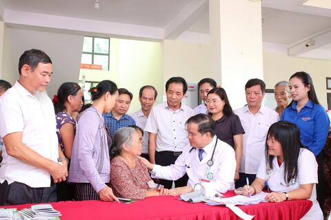 <a href="/tin-tuc-su-kien" title="TIN TỨC - SỰ KIỆN" rel="dofollow">TIN TỨC - SỰ KIỆN</a>
