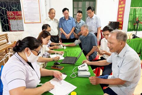 <a href="/tin-tuc-su-kien" title="TIN TỨC - SỰ KIỆN" rel="dofollow">TIN TỨC - SỰ KIỆN</a>