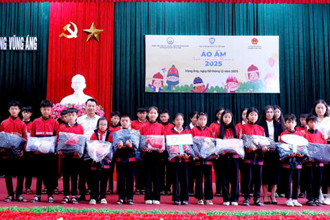 <a href="/tin-tuc-su-kien/hoc-tap-lam-theo-tam-guong-dao-duc-ho-chi-minh" title="HỌC TẬP VÀ LÀM THEO TƯ TƯỞNG, ĐẠO ĐỨC, PHONG CÁCH HỒ CHÍ MINH" rel="dofollow">CHÀO MỪNG ĐẠI HỘI ĐẢNG BỘ TỈNH HÀ TĨNH LẦN THỨ XX, NHIỆM KỲ 2025-2030</a>