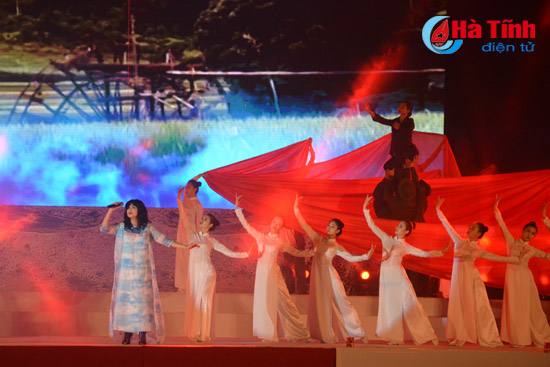 dac sac chuong trinh nghe thuat coi thieng dong loc