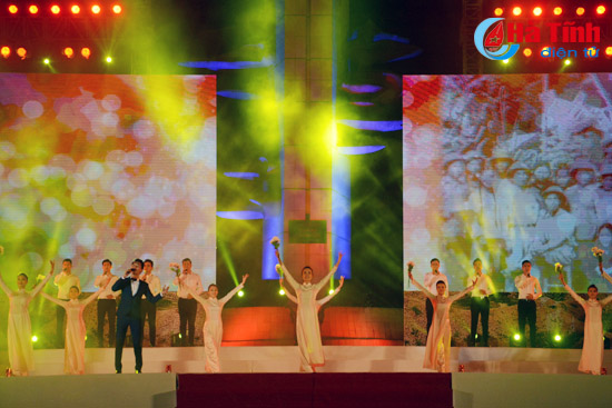 dac sac chuong trinh nghe thuat coi thieng dong loc