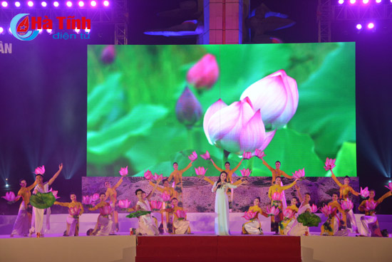 dac sac chuong trinh nghe thuat coi thieng dong loc