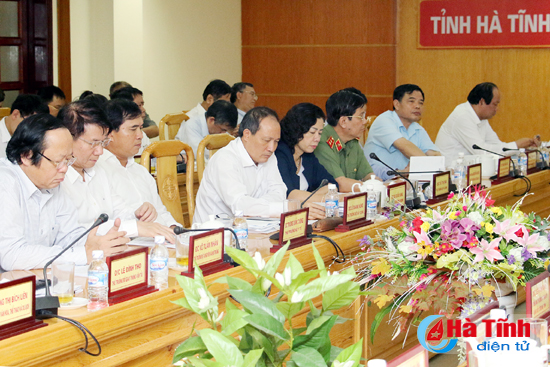 thu tuong nguyen xuan phuc ha tinh phai xay dung va phat trien tren tinh than kien tao doi moi